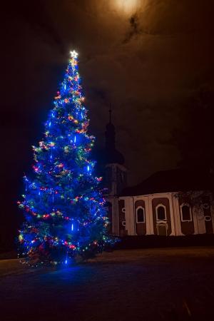 vánoční strom v Úněšově